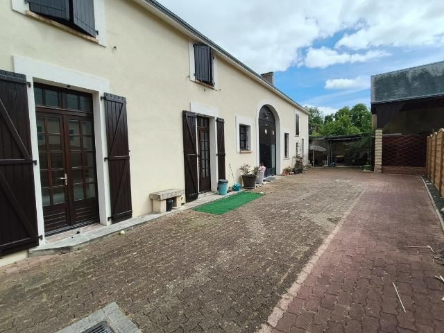 Maison 10 pièces 229 m²