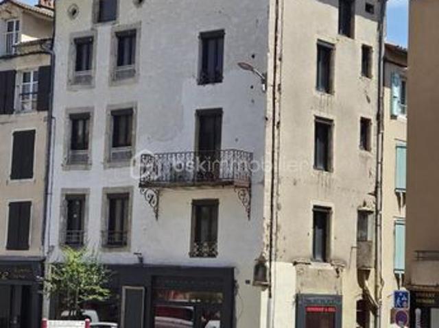 Maison 10 pièces 230 m²