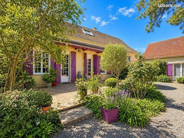 Maison 10 pièces 230 m²