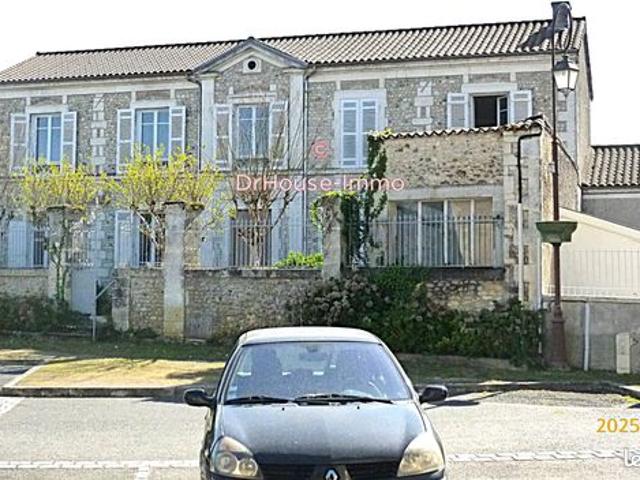 Maison 10 pièces 230 m²