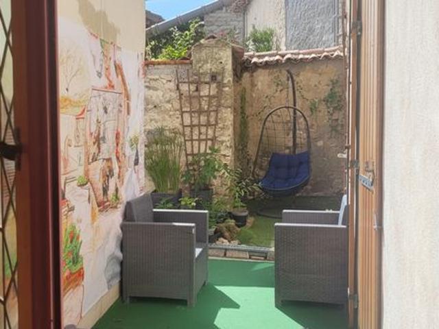 Maison 10 pièces 232 m²