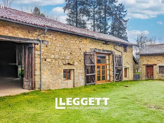 Maison 10 pièces 232 m²