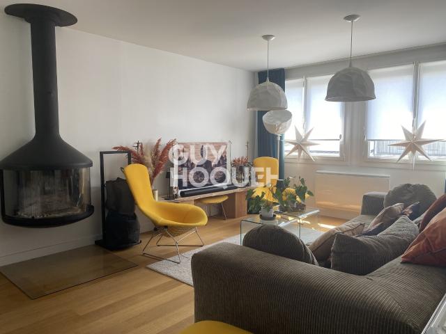 Maison 10 pièces 234 m²