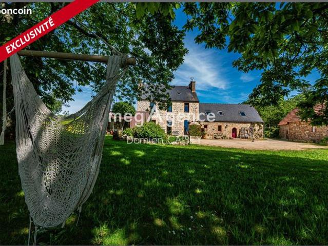 Maison 10 pièces 234 m²