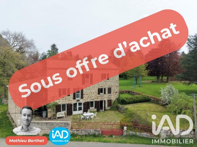 Maison 10 pièces 235 m²