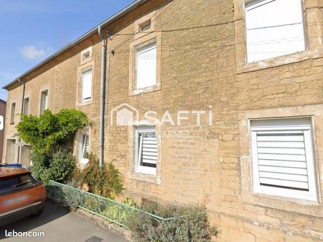 Maison 10 pièces 236 m²