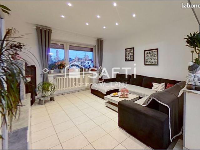 Maison 10 pièces 236 m²
