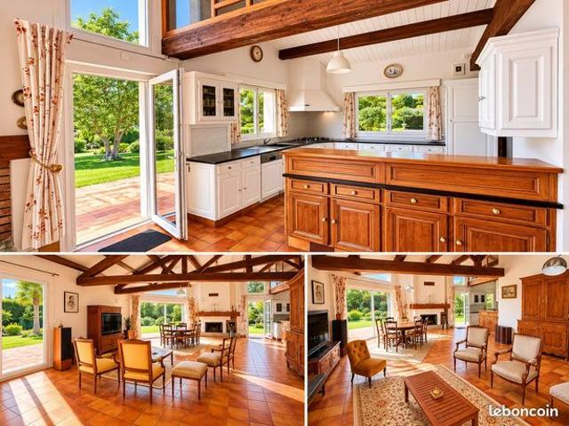 Maison 10 pièces 239 m²