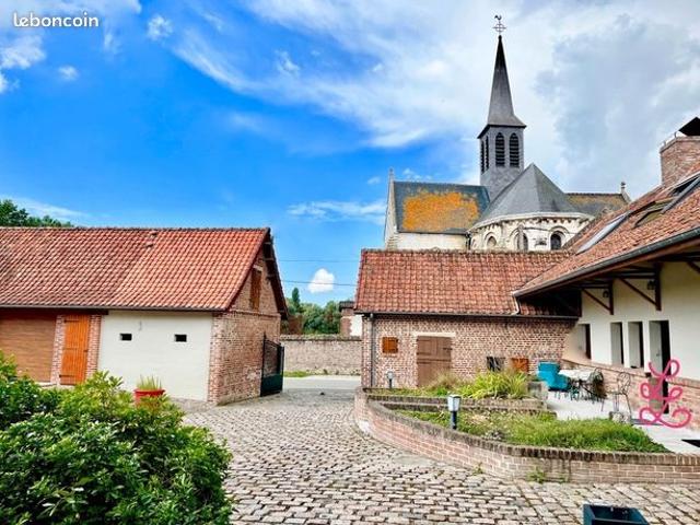 Maison 10 pièces 340 m²