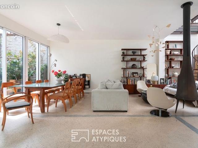 Maison 10 pièces 340 m²