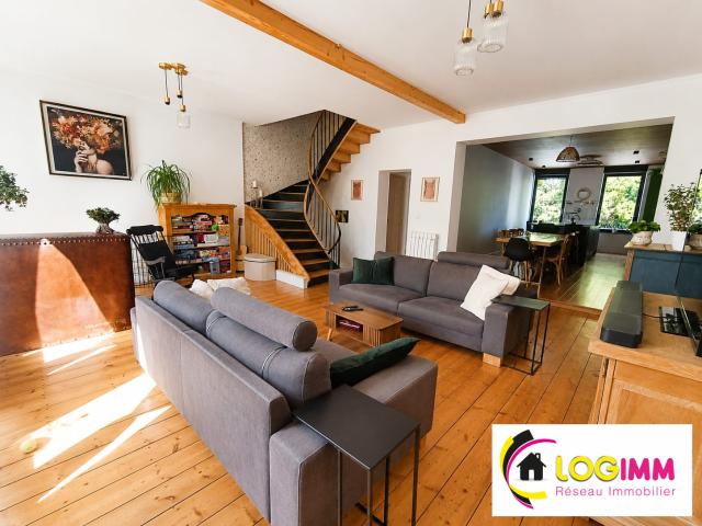 Maison 10 pièces 340 m²
