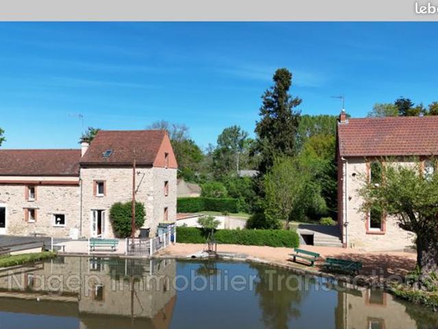 Maison 10 pièces 348 m²