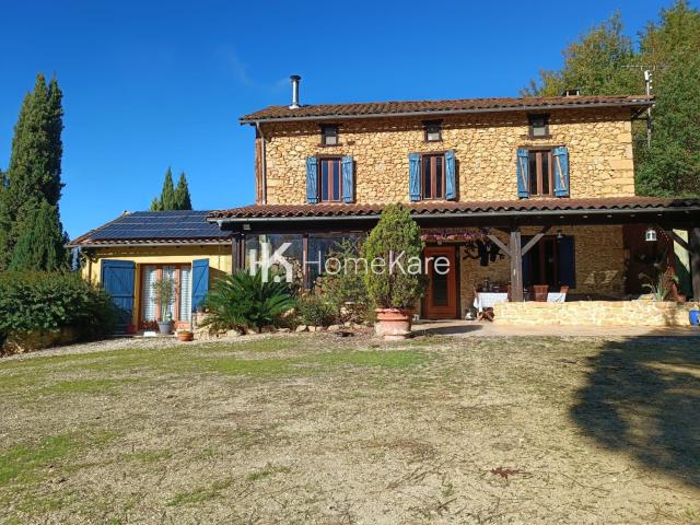 Maison 10 pièces 350 m²