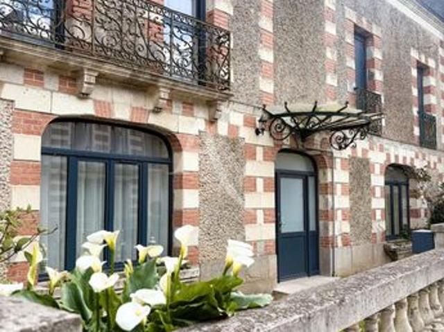 Maison 10 pièces 350 m²