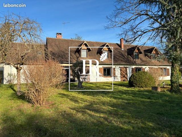 Maison 10 pièces 357 m²