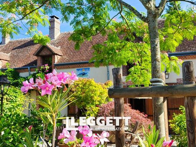Maison 10 pièces 357 m²