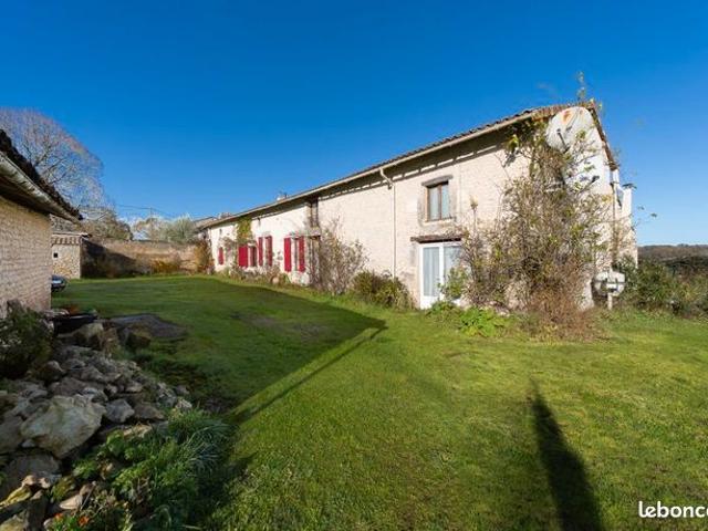 Maison 10 pièces 357 m²