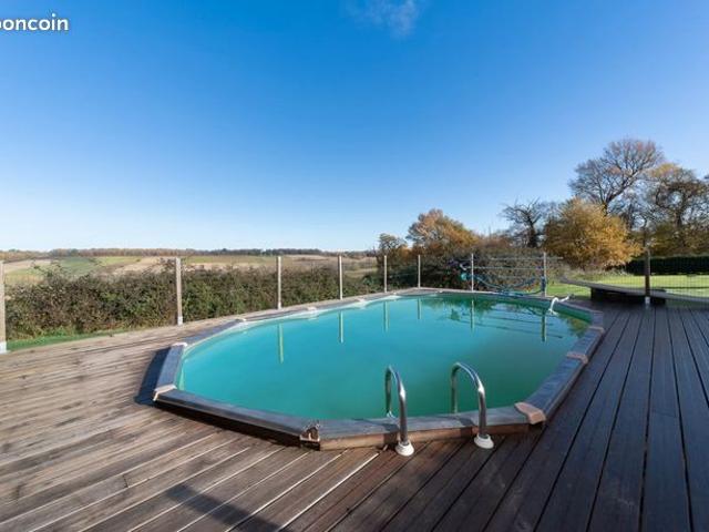 Maison 10 pièces 357 m²