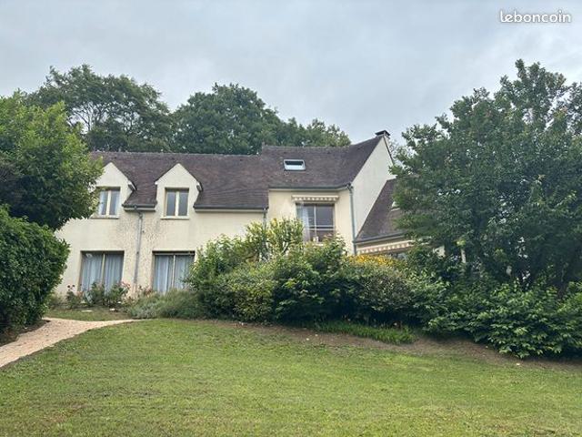 Maison 10 pièces 354 m²