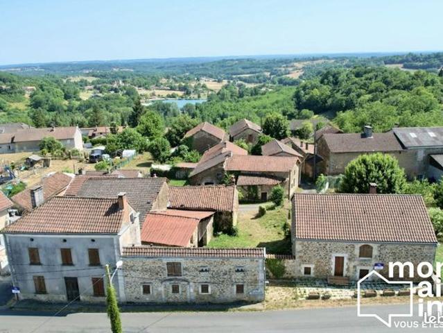 Maison 10 pièces 355 m²