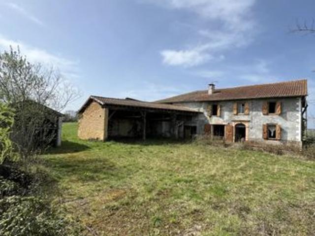 Maison 10 pièces 355 m²