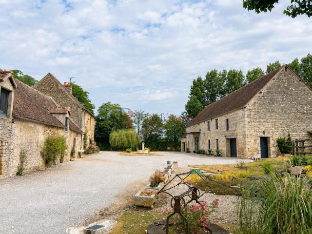 Maison 10 pièces 355 m²