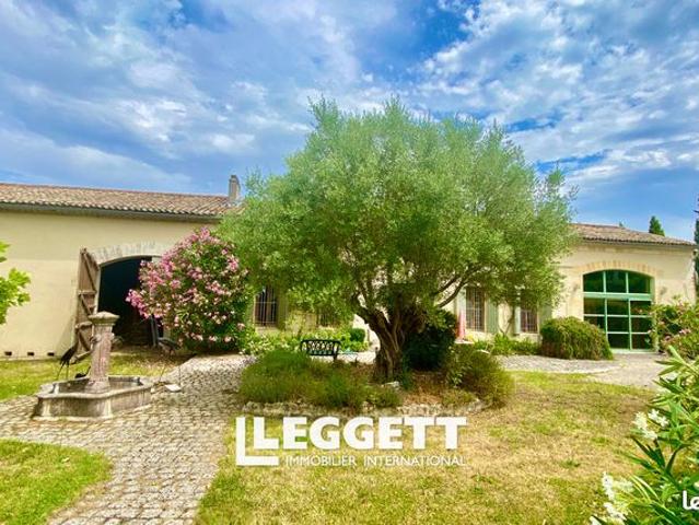 Maison 10 pièces 359 m²