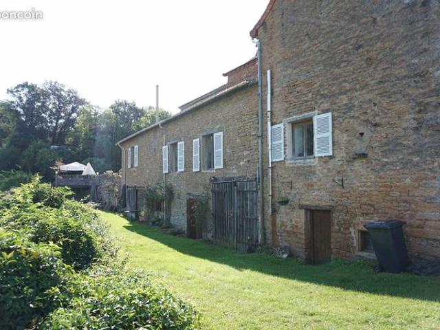 Maison 10 pièces 363 m²