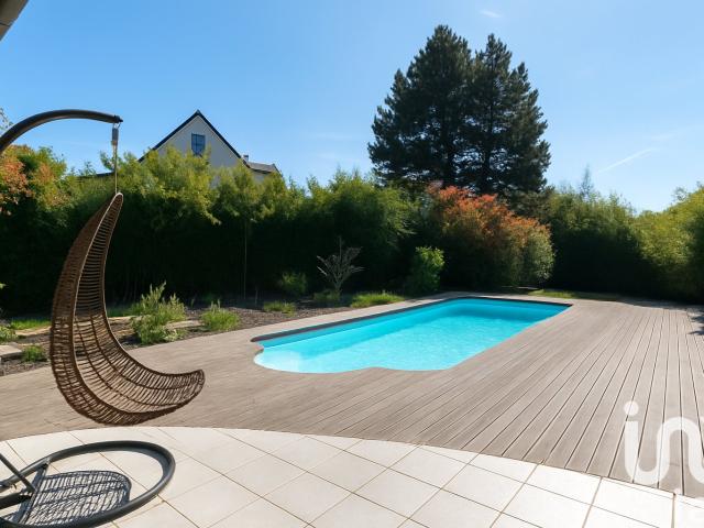 Maison 10 pièces 360 m²