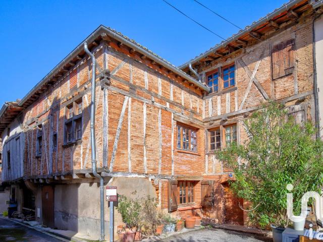 Maison 10 pièces 364 m²