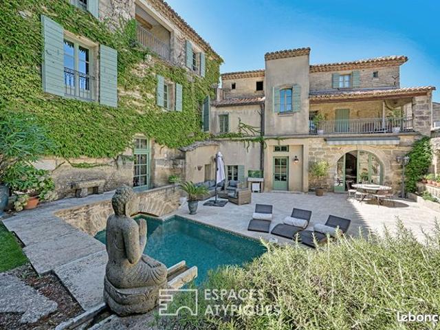 Maison 10 pièces 365 m²