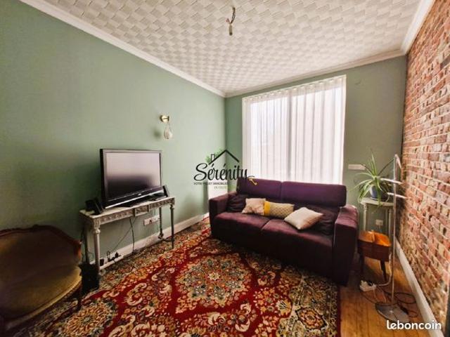 Maison 10 pièces 370 m²