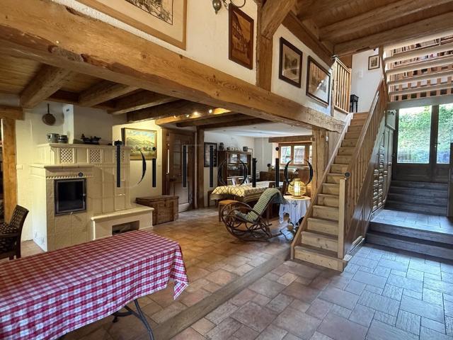Maison 10 pièces 380 m²