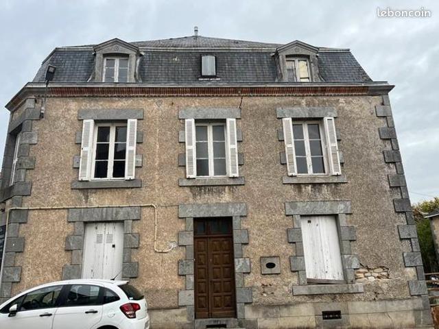 Maison 10 pièces 388 m²