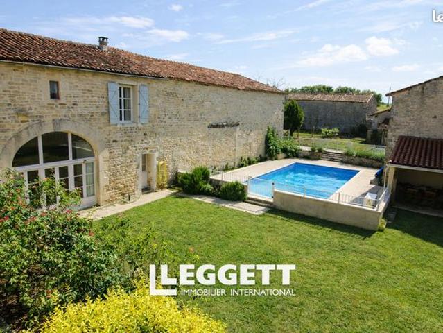 Maison 10 pièces 392 m²