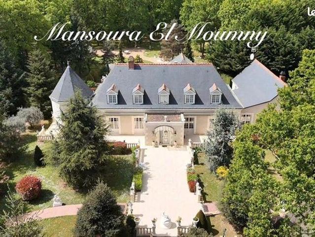 Maison 10 pièces 395 m²