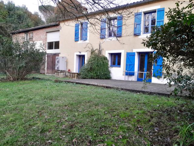 Maison 10 pièces 300 m²