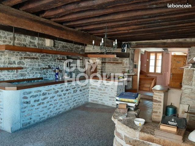 Maison 10 pièces 300 m²