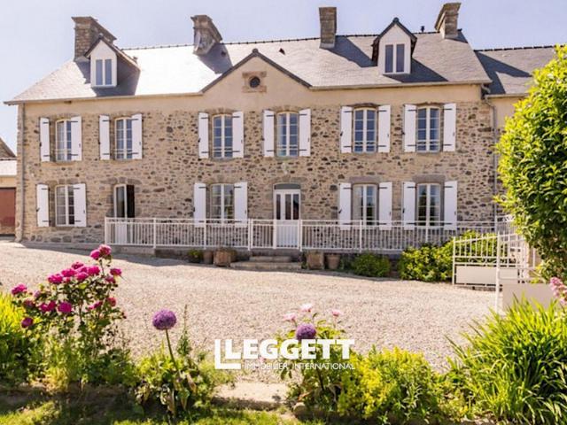 Maison 10 pièces 300 m²