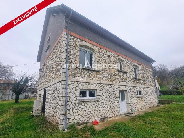 Maison 10 pièces 300 m²