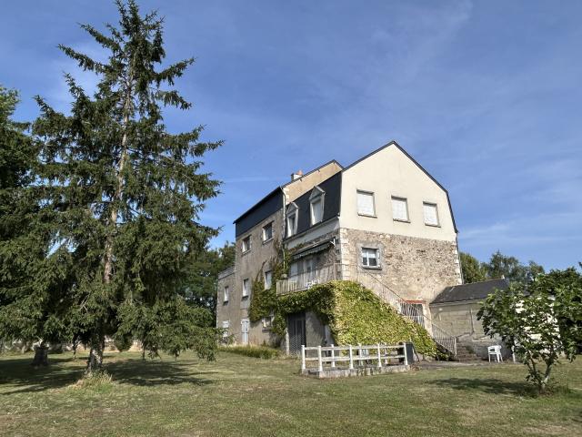 Maison 10 pièces 300 m²