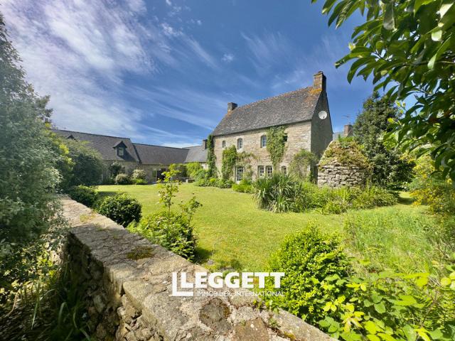 Maison 10 pièces 283 m²