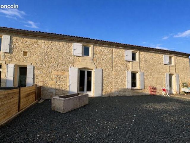 Maison 10 pièces 300 m²