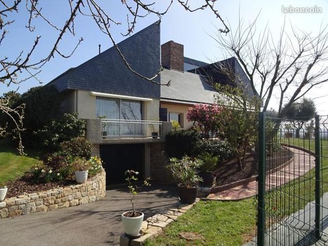 Maison 10 pièces 302 m²
