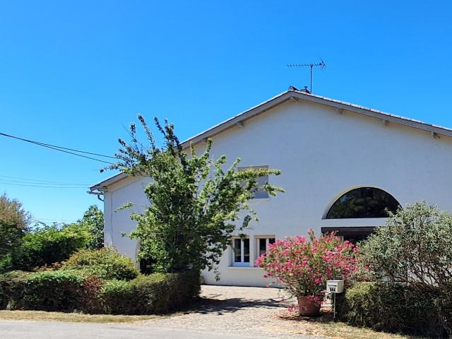 Maison 10 pièces 304 m²
