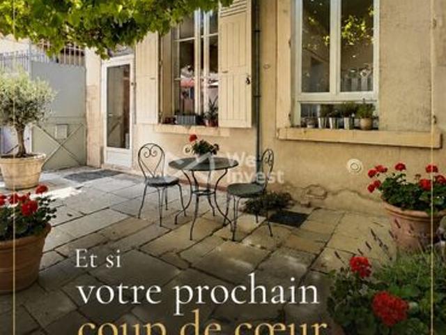 Maison 10 pièces 305 m²