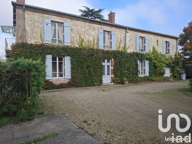 Maison 10 pièces 306 m²