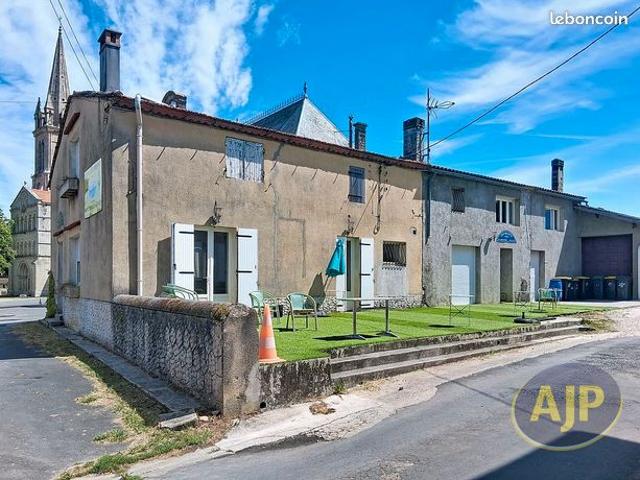 Maison 10 pièces 309 m²