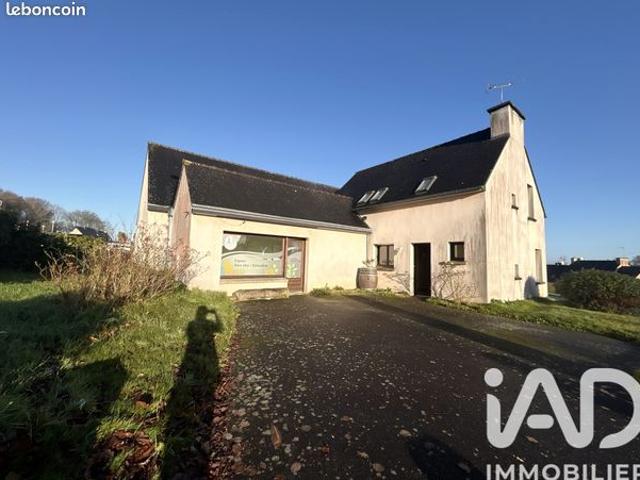 Maison 10 pièces 310 m²