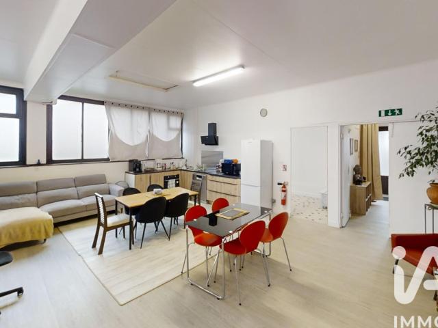Maison 10 pièces 310 m²